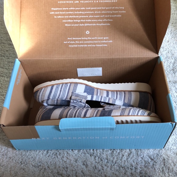 NWB LifeStride Zee Loafers - Picture 8 of 9